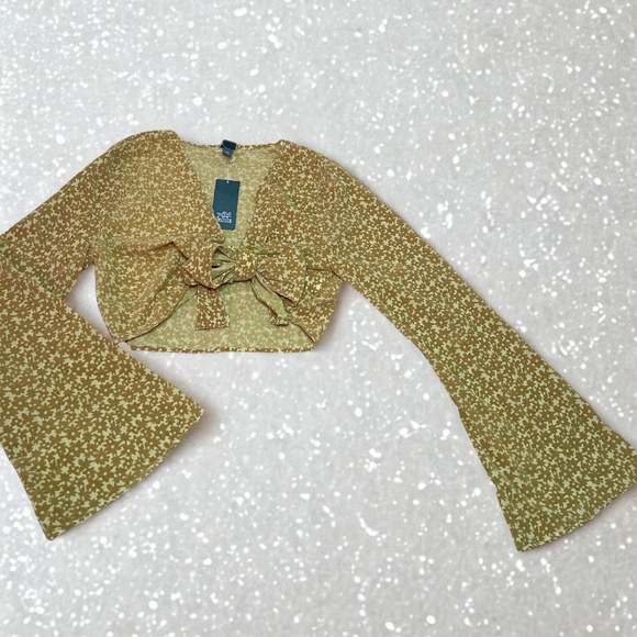 wild fable Tops - NWT Wild Fable Velvet Long Bell Sleeve Tie Front Cropped Blouse